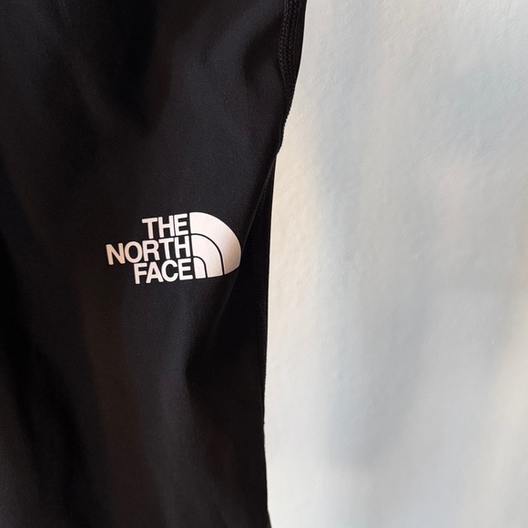 The North Face Legging Joggers Women’s Size Medium - Picture 2 of 4